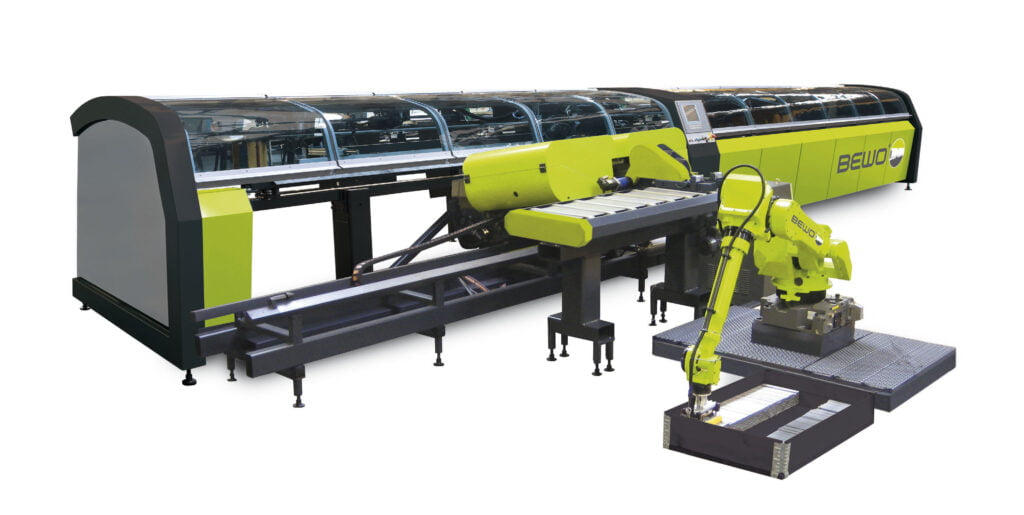 Automatic tube cutting machine
