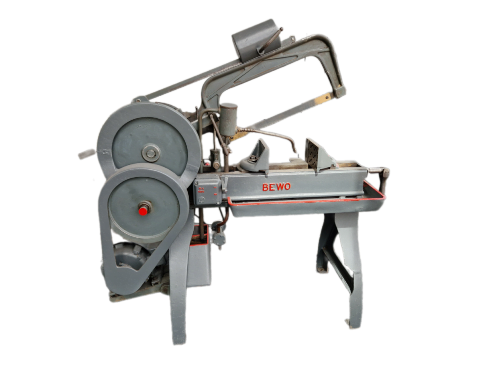 Old Bewo Saw